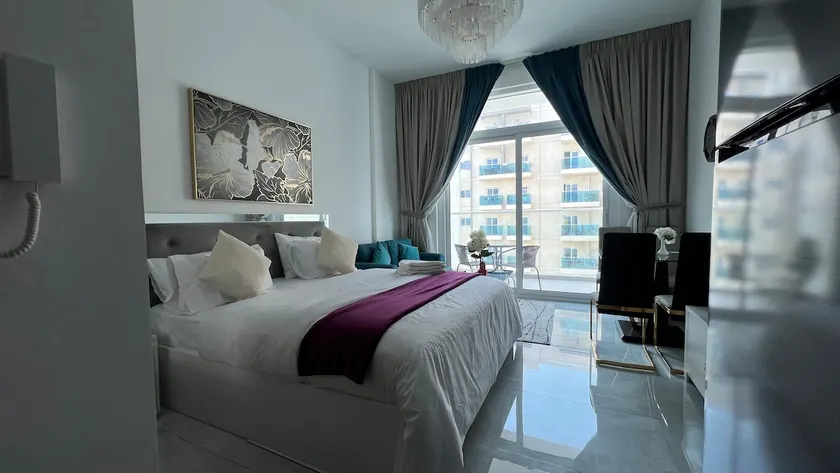Luxurious Studio Apartment near Al Furjan Metro. - Image 1