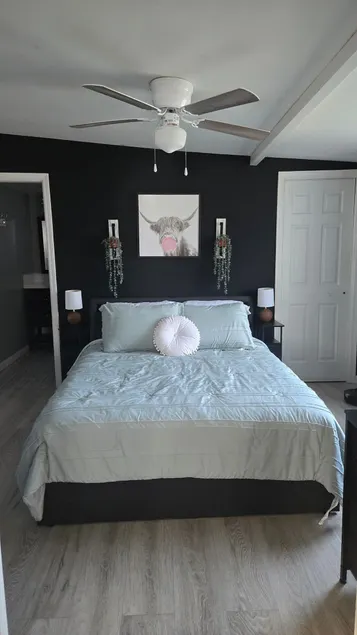 Pet Friendly & Central Location - Image 1