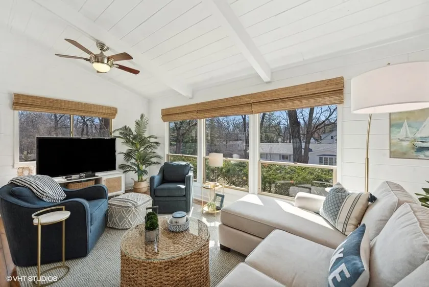 Williams Bay Hilltop Home - Image 1