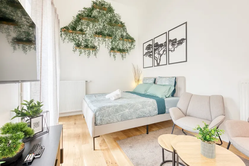 Nice studio in a great location - 2 min to metro 13/14 - Image 1