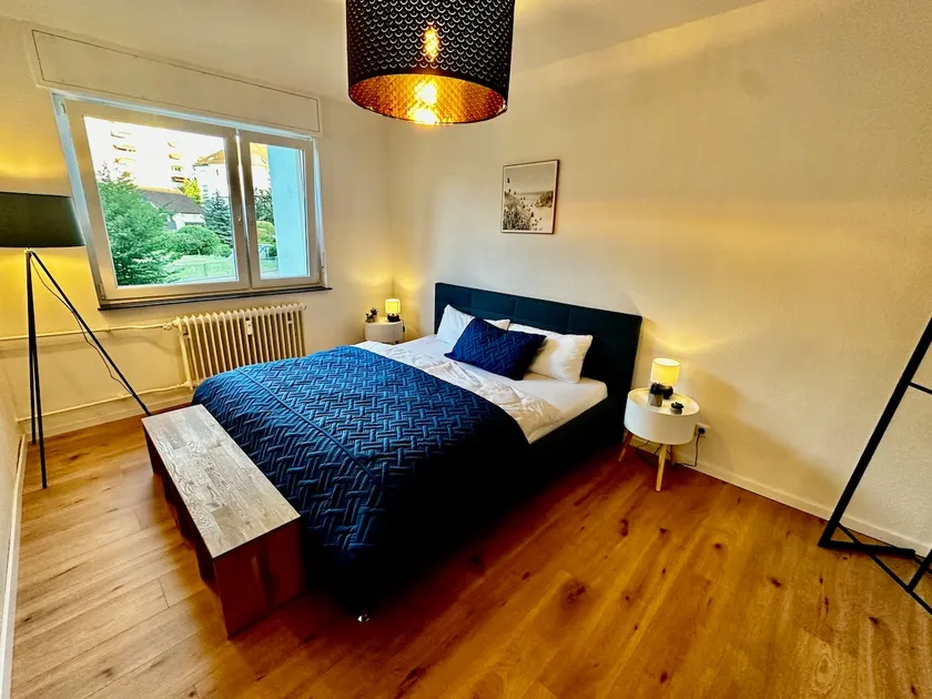 75qm 3-Zi City-Apt Karlsruhe | Parkplatz & Netflix - Image 1