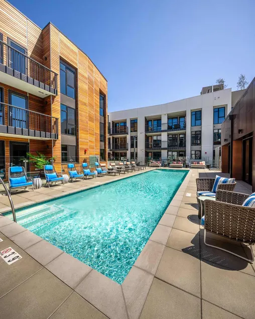 Modern 2BR Pool + Parking | Walk to 3rd St & Beach - Image 1
