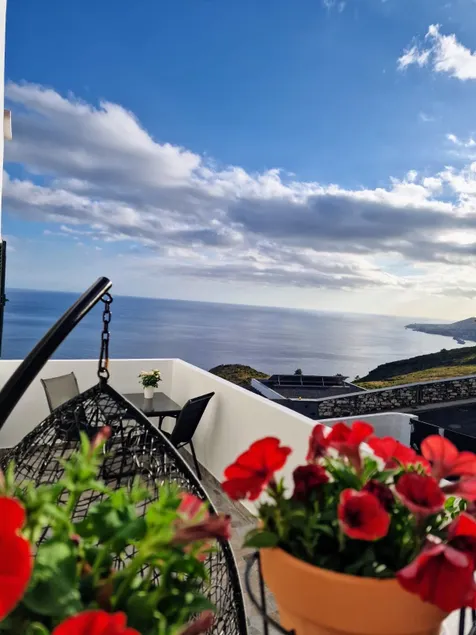 Azul - Ocean View Studio + Sunset Terrace - Image 1