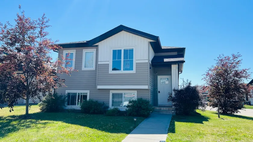 Sylvan Lake Retreat | 7-Min Walk to Lake | A/C BBQ - Image 1