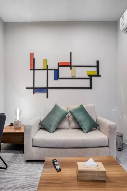 Charming & Inviting ( دخول ذاتي ) T5 - Image 1
