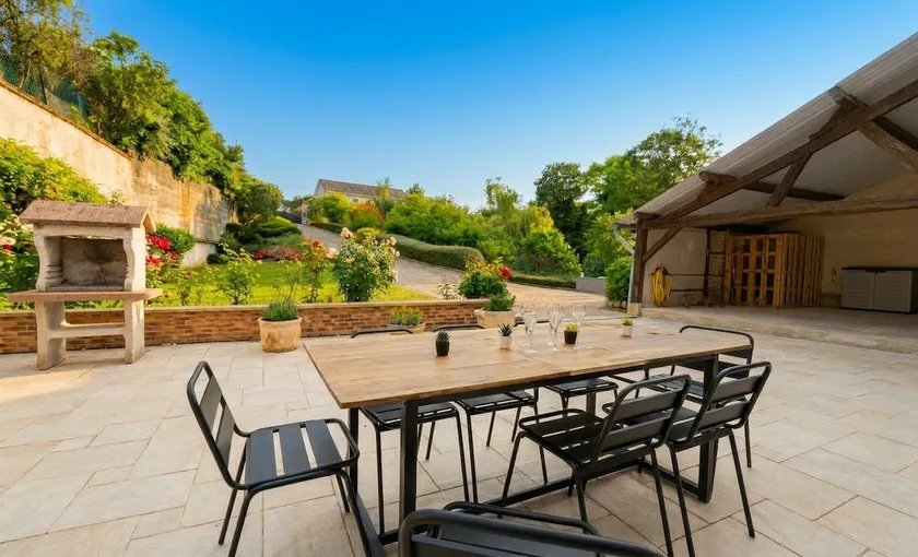La Madeline – Charming Champagne House - Image 1