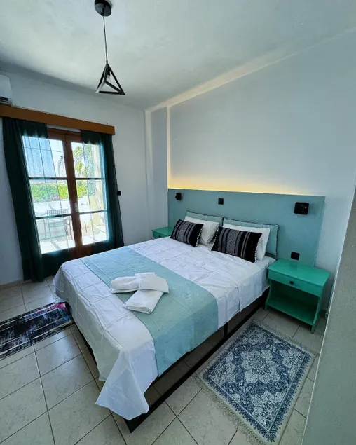 Apartment with a sea view - Image 1