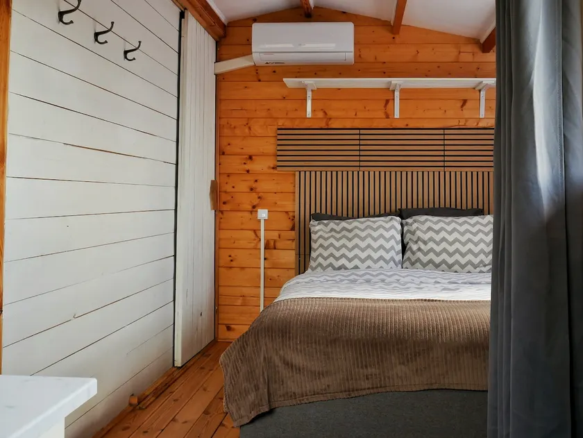 Small chalet with sauna, Alpine view, A/C & fiber - Image 1