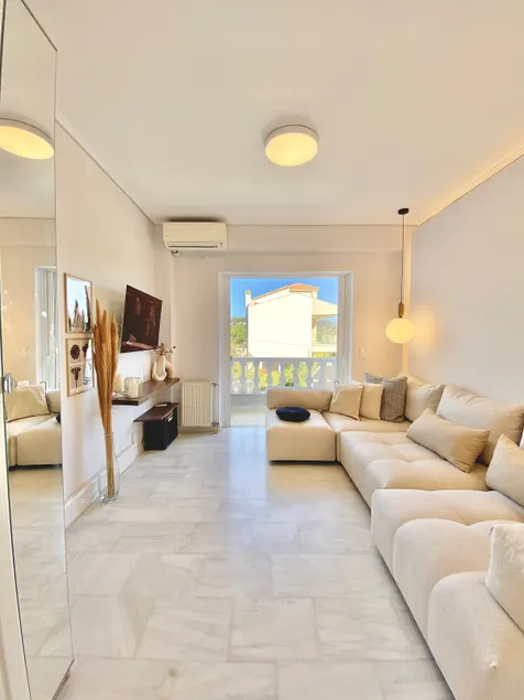 Country Maisonette, 1.5 kl from beach & garden. - Image 1
