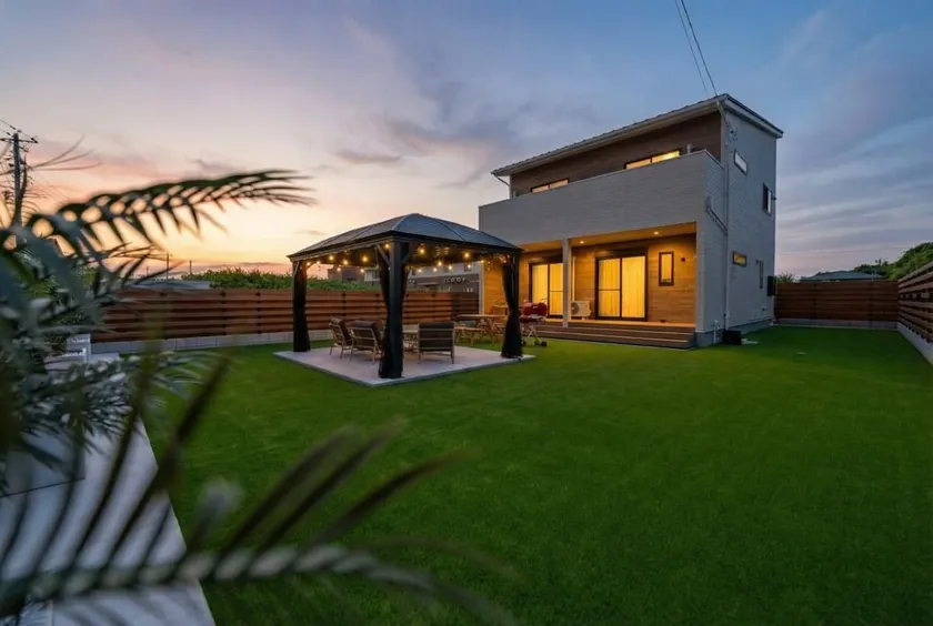 Close to the beach/BBQ/pets allowed/walking distance to a hot spring/10 people/convenience store next door/newly built accommodation Sunrise Villa - Image 1