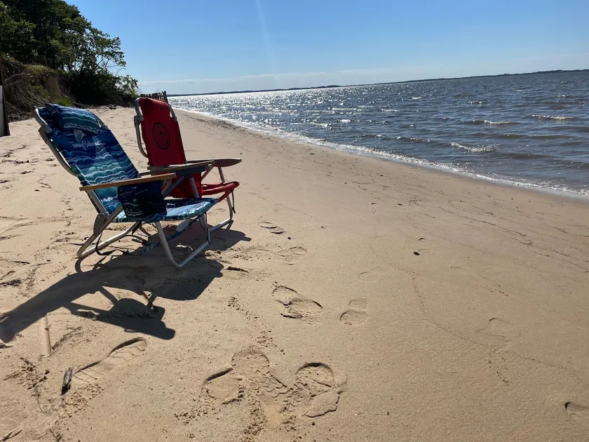 Fabulous Beach House on Elliott Island -beautiful sandy beach, tranquil 6 acres - Image 1