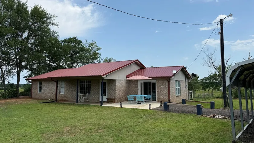 Little Cedar Cottage - Image 1