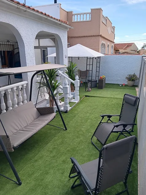 Villa in La Marina with cozy garden and private solarium - Image 1