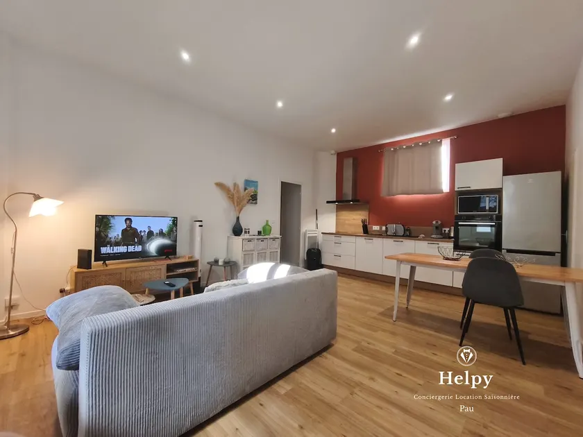 Les Halles neighborhood - Quiet apartment - balcony - Image 1