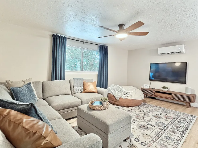 Temple View Retreat - Image 1