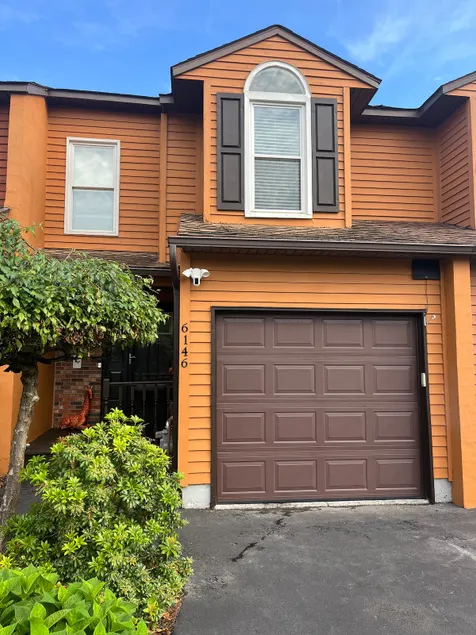 Cicero Townhouse - sleeps 4 - Image 1