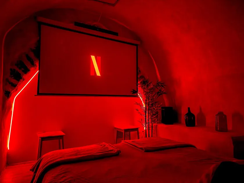 Entire place: Le Spa des Voutes Jacuzzi/Cinema - Image 1