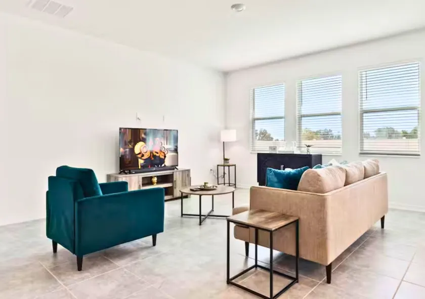 Casa Inman - 3BR Luxury Stay Minutes from Legoland - Image 1