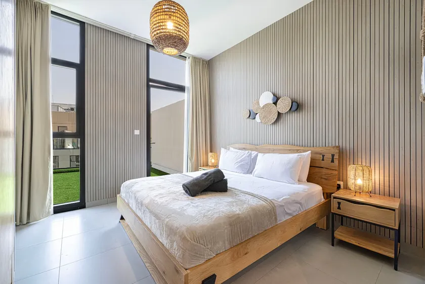 1BR Skyview Penthouse by Blue Cloud Holidays - Image 1