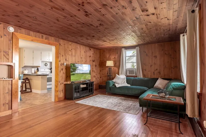 Simple Comforts, Family and Pet Friendly Stay - Image 1