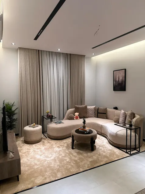 Luxury living room and bedroom - Image 1