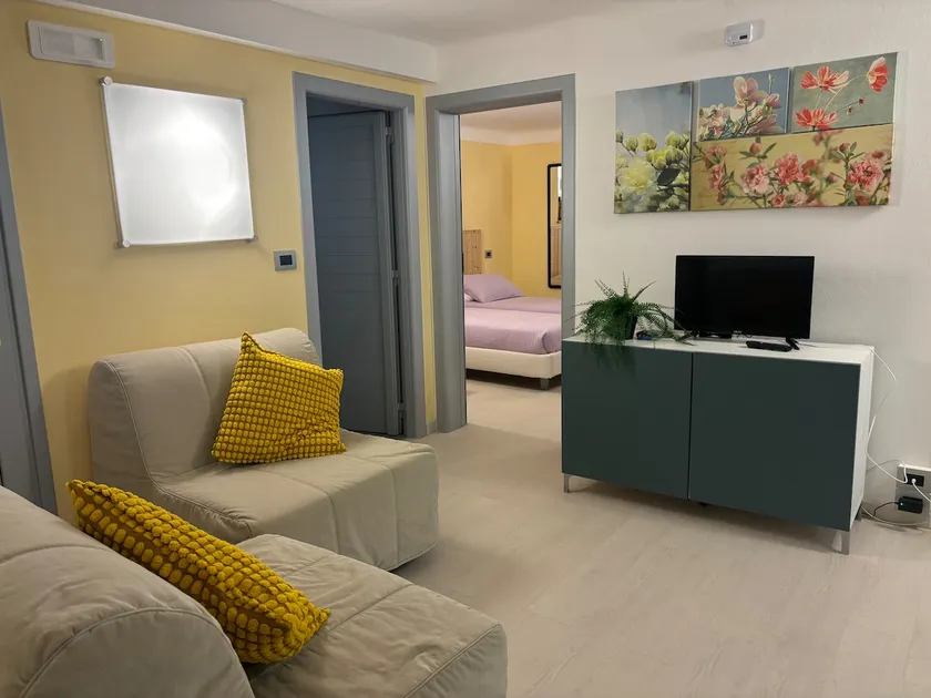 Cozy apartment within walking distance of the sea - Image 1