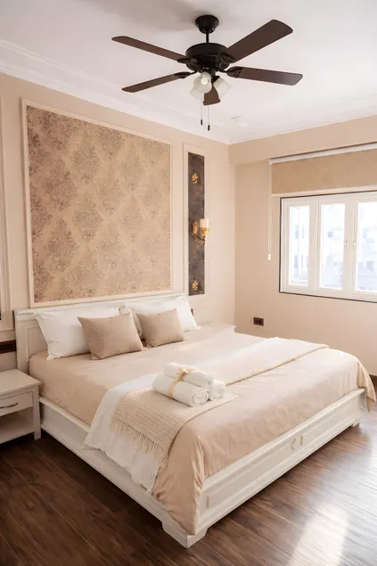 The Imperial | Smart TV • Balcony • Kitchen - Image 1