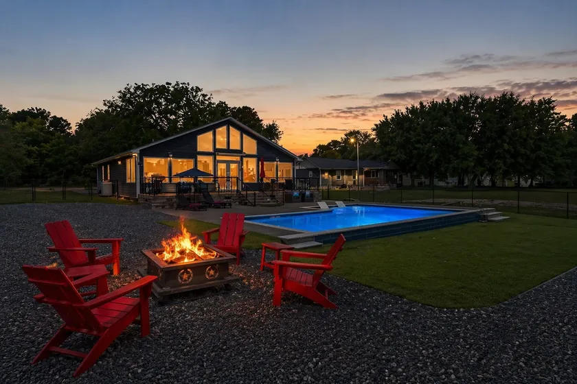 Wyboo Retreat at Lake Marion W/Pool - Image 1