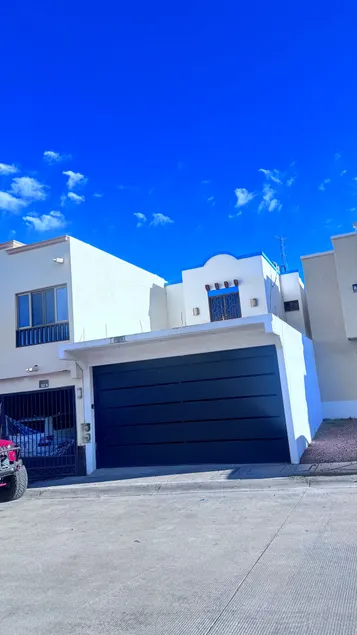 Ibiza House, we invoice, near the consulate - Image 1