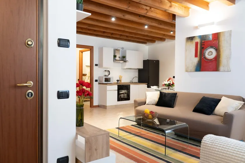 "La casa del sol" per 4 persone vicino a Bergamo - Image 1