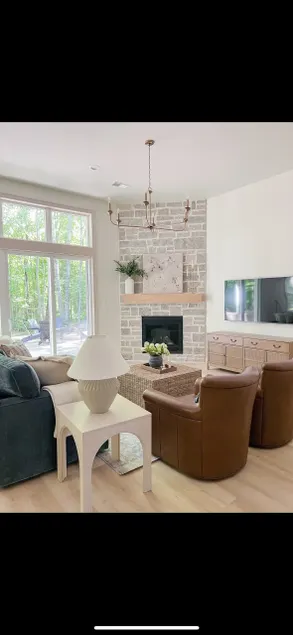 New Build, Two Master Suite, Walk to Fish Creek - Image 1