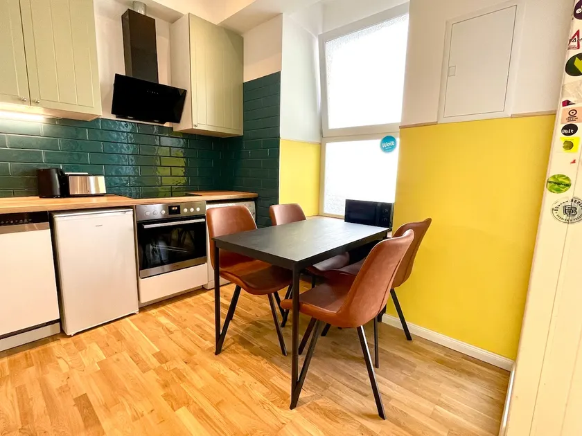 Komfortabel Apartment with Hotel-Style AC - Image 1