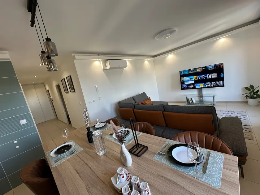Nice 2-bedroom apartment in Brive - Image 1
