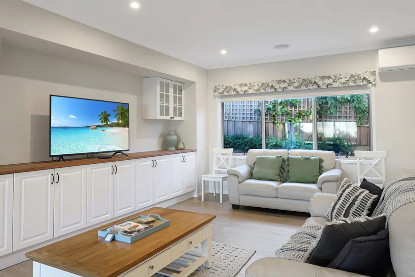 The panorama retreat- sleeps 12, aircon, brand new, great multifamily stay, beach, wineries, golf - Image 1