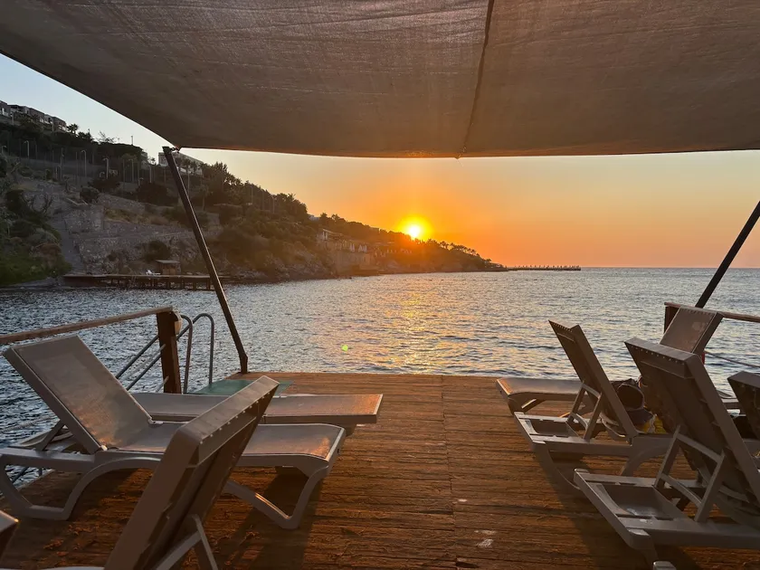 1+1 with sea view and air conditioning in Yalıkavak - Image 1