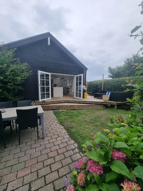 Cottage Hasmark Strand - Image 1