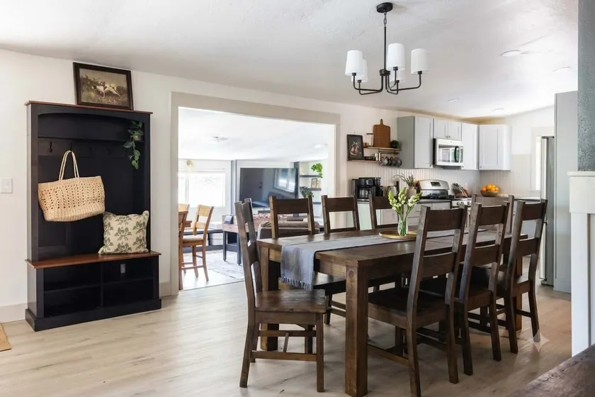 Spacious Spring Valley House: Game Room & Yard - Image 1