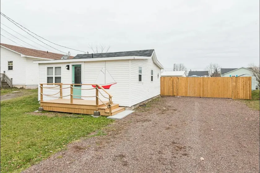 The Boat House - Image 1