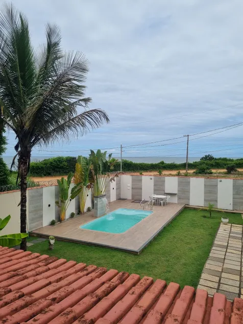 Recanto do Mar with a pool and a wonderful area. - Image 1