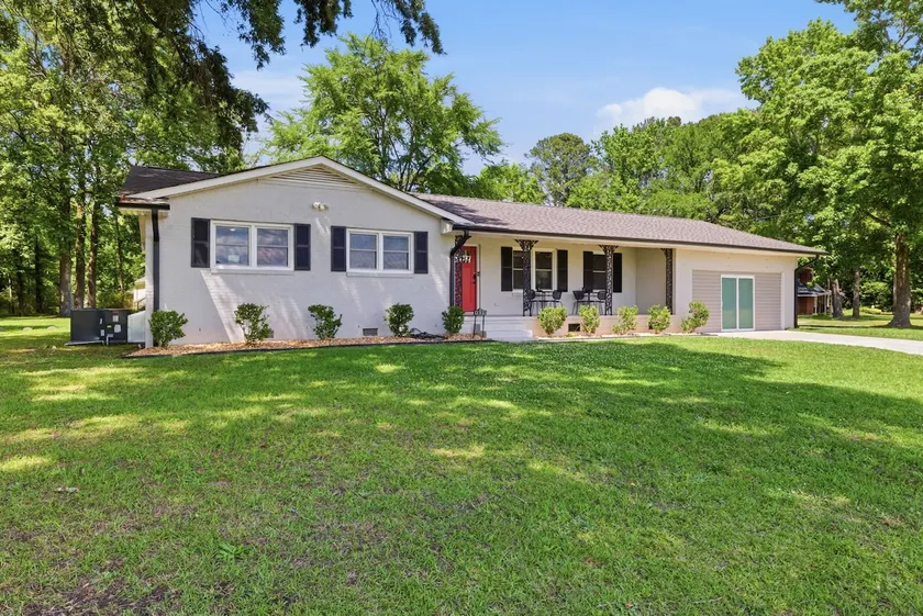 Pet-Friendly 3BR | Fenced Yard - Image 1