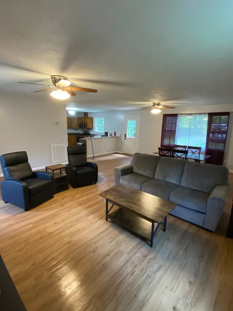 Country home - Image 1