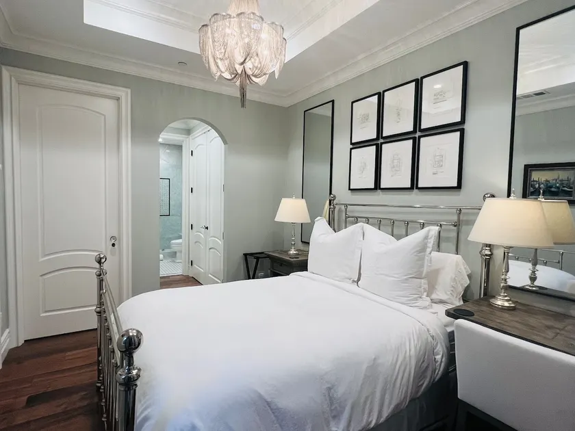 LuxeSuite Downtown Mtn View w/ Private Entrance - Image 1