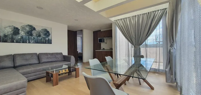 Simply beautiful and conveniently located apartment CU - Image 1