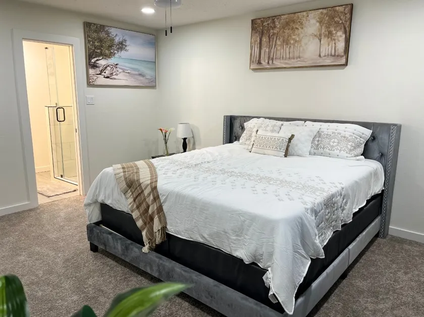 *Sweet Stay in Houston* - Image 1