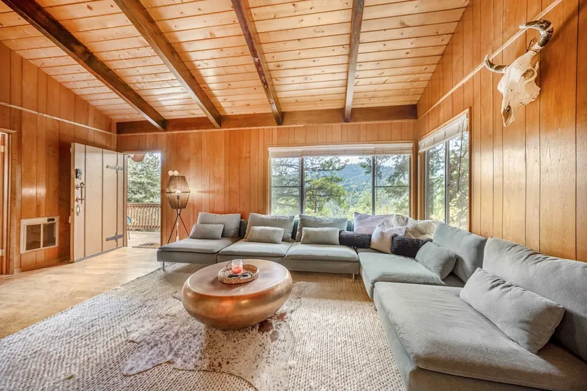 Cozy Updated Cabin w/ Views, Walk to Lake Gregory - Image 1