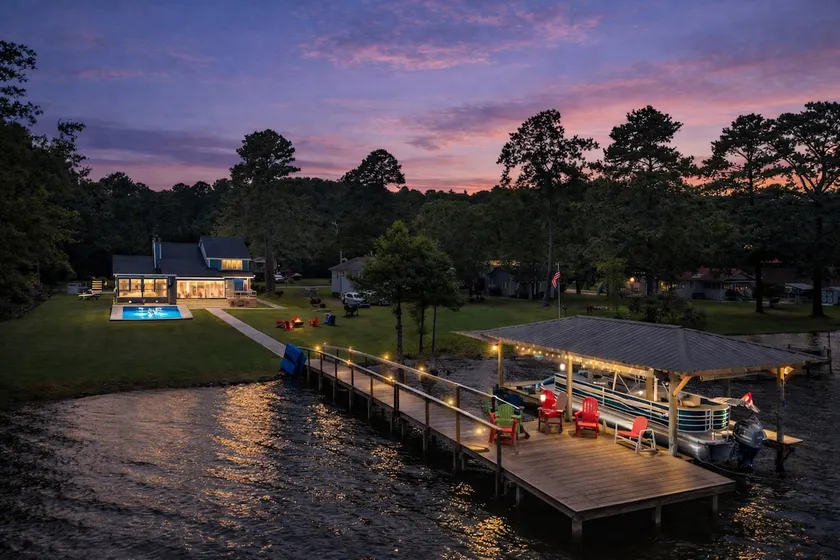 Luxe Lake Marion Oasis with Pool/Hot Tub/Dock - Image 1