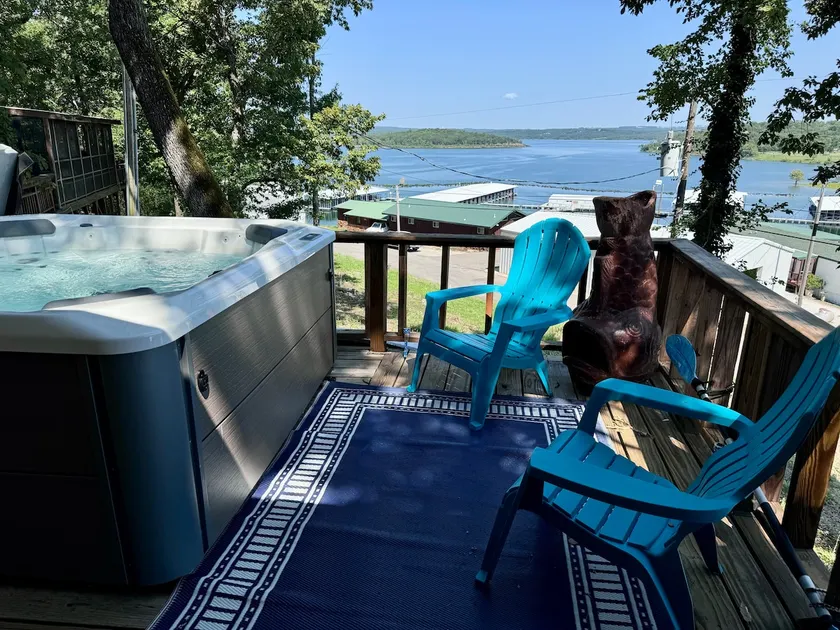 Canoe 22 - Perfect Cabin close to the water. - Image 1