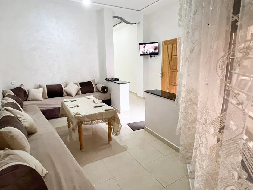 Spacious and convenient apartment - Image 1