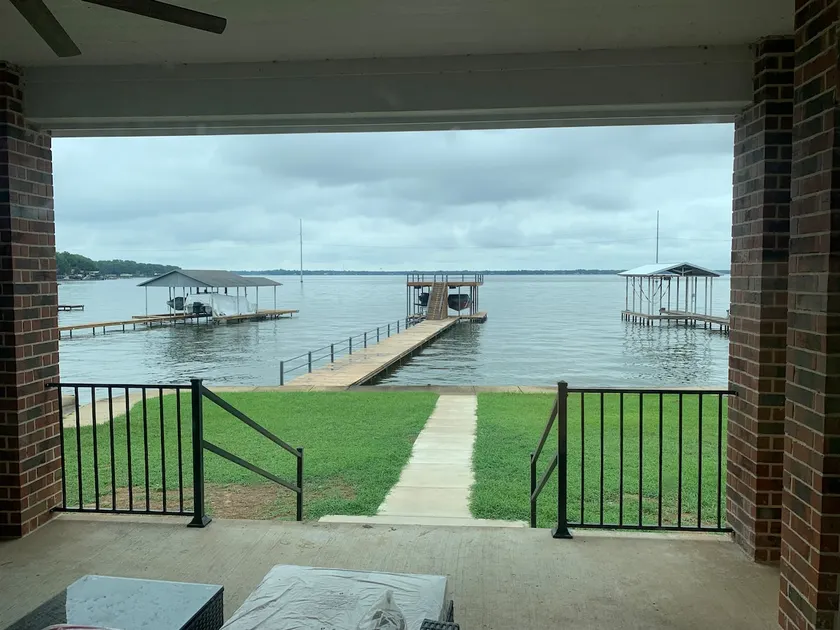 Lake house - PTRR - Image 1