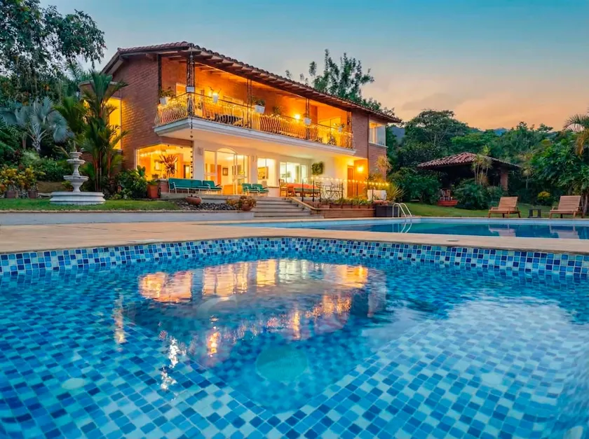 Exotic Paradise North of Medellín (Barbosa). - Image 1